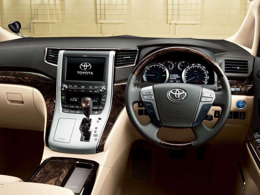  Toyota Alphard Hybrid G L Package 4WD 2011 года  (фото 2 из 7)
